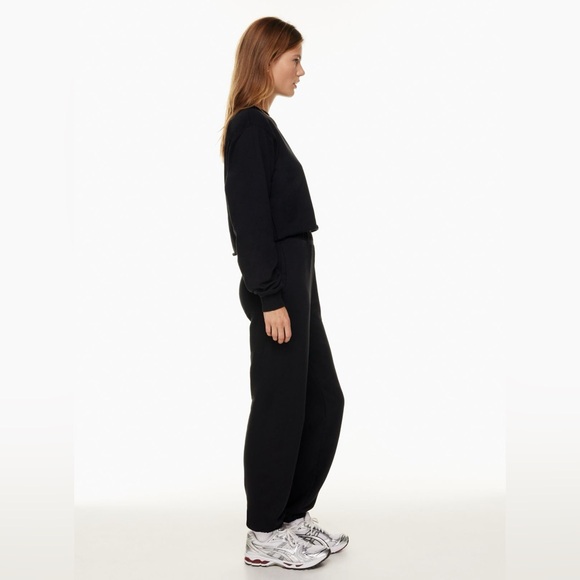 TNA Sweatfleece Perfect Fit Cropped Crewneck - Picture 7 of 8